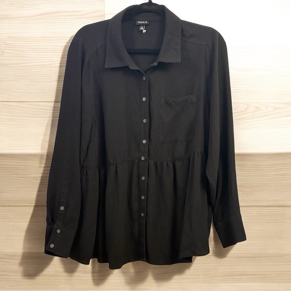 torrid Tops - Torrid Women's Black Button-Up Top